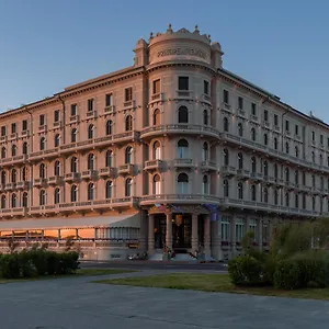5* Отель Grand Principe Di Piemonte