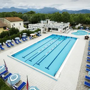  Camping La Pineta